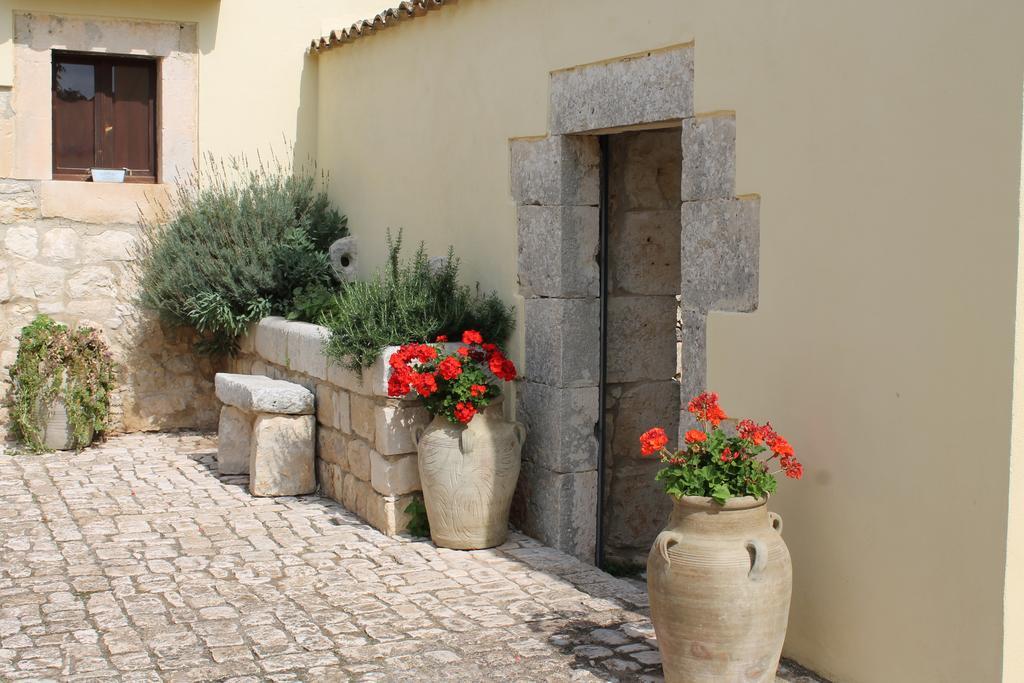 Villa Teresa Modica Bagian luar foto