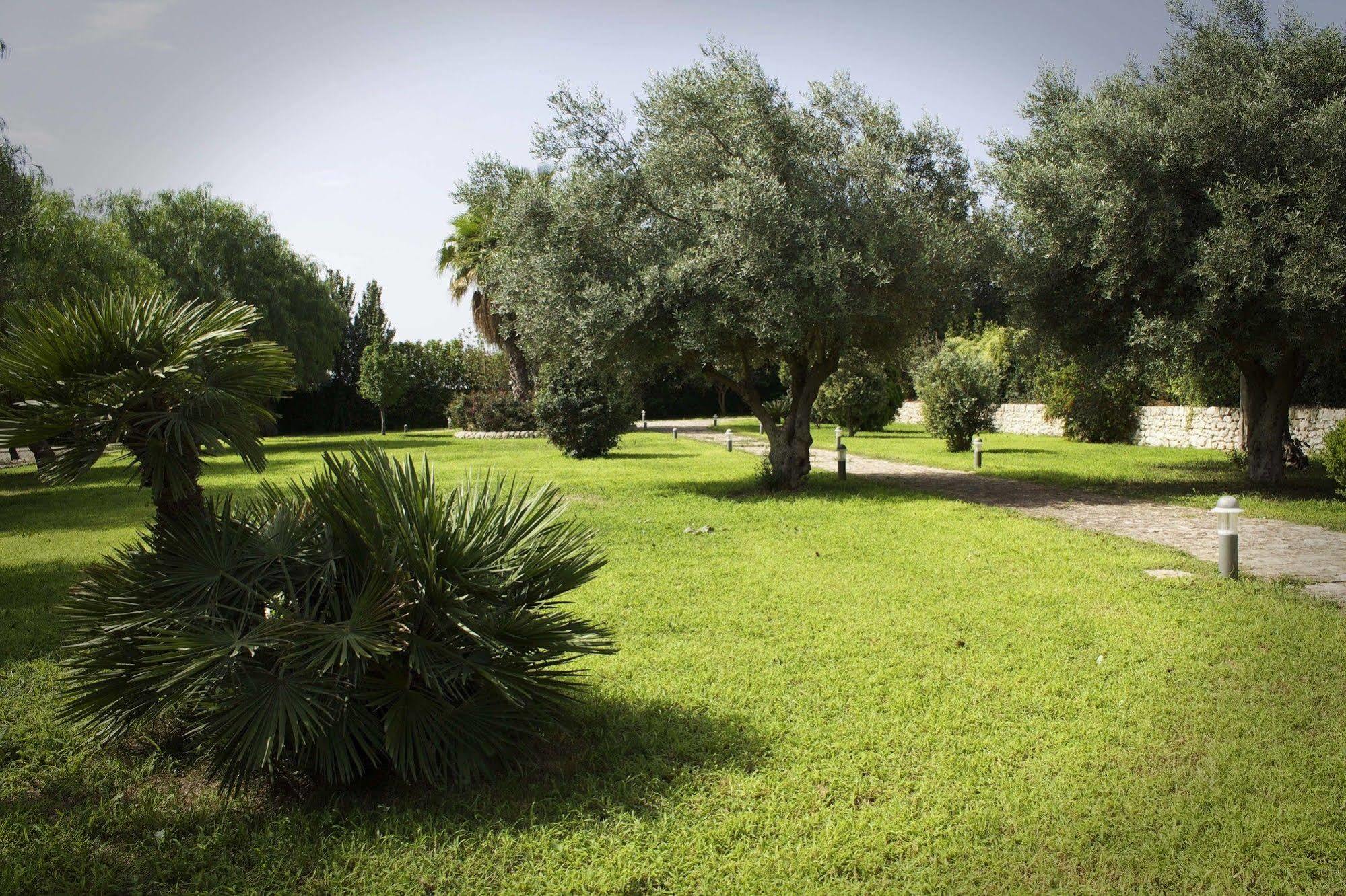 Villa Teresa Modica Bagian luar foto
